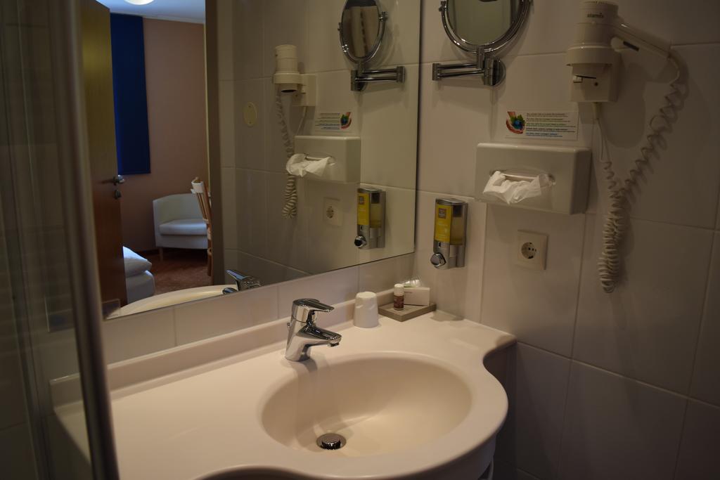 Bio Hotel Bayerischer Wirt Augsburg Buitenkant foto